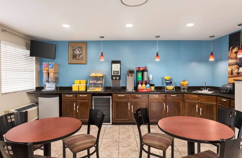 Demopolis Hotel | Days Inn by Wyndham Demopolis