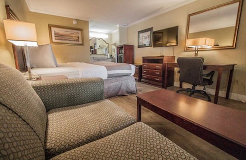 Destin Hotel | Days Inn by Wyndham Destin