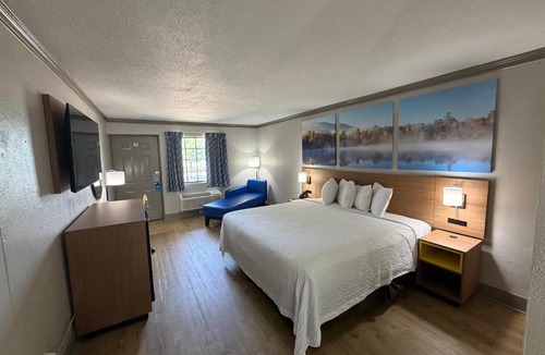 Forrest City Hotel | Days Inn by Wyndham Forrest City I 40