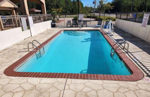 Lumberton Hotel | Days Inn by Wyndham Lumberton