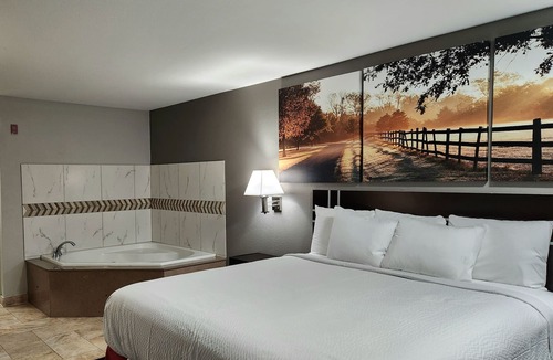Sulphur Hotel | Days Inn by Wyndham Sulphur LA