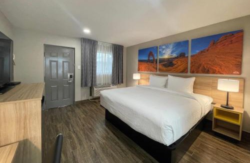 Sulphur Springs Hotel | Days Inn by Wyndham Sulphur Springs