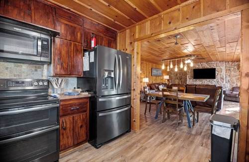 South Toledo Bend House | "Decked Out" Toledo Bend