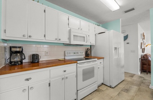 Kiska Beach House | Deja Blue Beach House - West End PCB - Golf Cart included!