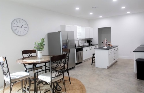 Sterlington House | Delightful 2-bedroom house in a quiet neighborhood in the heart of Sterlington