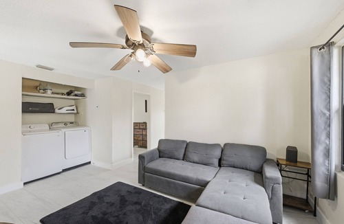 Riviera Beach House | Delightful 3-bedroom house with AC in West Palm Beach