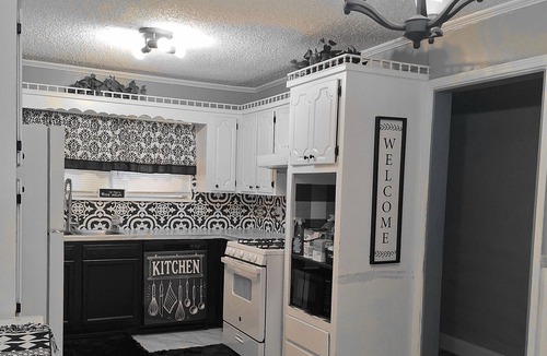 Shreveport House | Delightful 3-bedroom house with AC in Shreveport