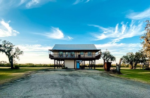 Cypremort Point Cabin | Delightful Top Cabin with Amazing Views from the Deck in Louisiana