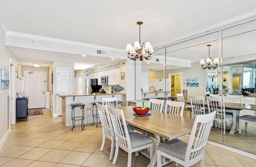 Navarre Beach Condo | Desirable 2 bdr Gulf-Front 8th floor Pearl of Navarre Condo!
