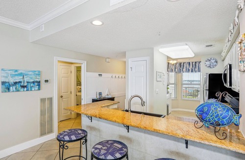 Navarre Beach Condo | Desirable 2 bdr Gulf-Front 8th floor Pearl of Navarre Condo!
