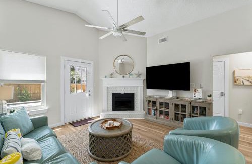 Seaspray House | Destin Beach House - Just A Splash by Panhandle Getaways