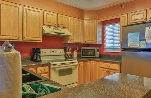 North West Florida Condo | Destin on the Gulf 503 | Beachfront Escape with Pool and Balcony Views