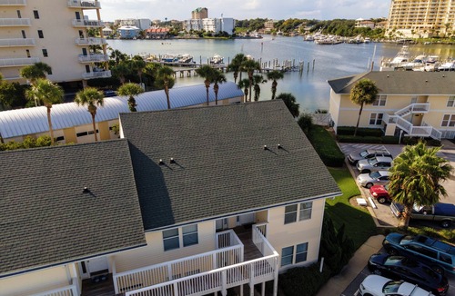 Holiday Isle Condo | Destin's Best Beach - Sandpiper Cove #9223 - "Beachwalk Section".