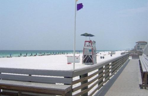 Bunkers Cove Apartment | Destin Towers 1E
