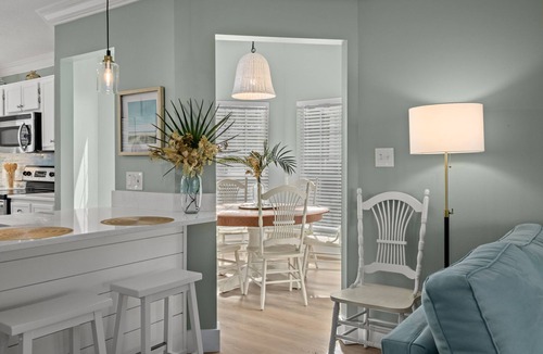 Miramar Beach Cottage | Destin Vacation Cottage 25 at Mainsail Resort w no streets to cross