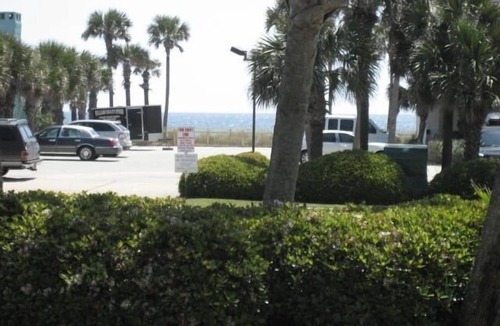 Crystal Beach Condo | Direct Gulf View, Designer Decor! Steps to sand. Sleeps 6.