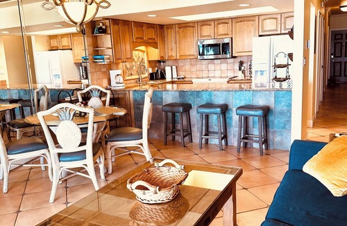 Destin Condo | Direct gulf view, exceptional BEACH FRONT, quiet, small complex w/pool