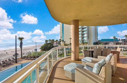 Daytona Beach Condo | Direct Ocean 3/3 Custom Design 2500sqft "Beauty On The Beach"