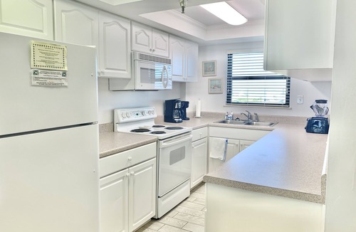 Navarre Beach Condo | Directly on the Gulf! Beautiful view from your private deck!