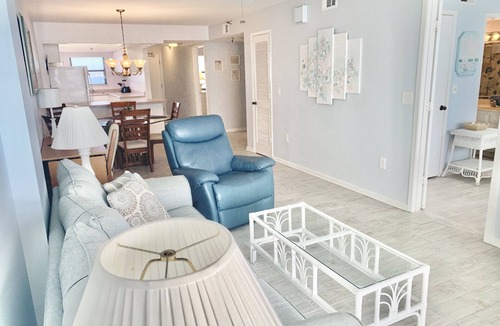 Navarre Beach Condo | Directly on the Gulf! Beautiful view from your private deck!