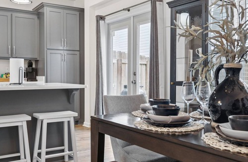 Callaway House | Discounted Designer Upgraded Home- 4 Br/3Ba