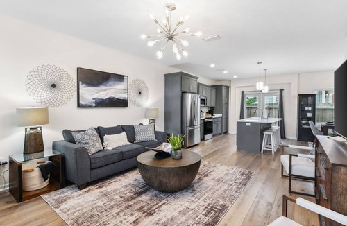 Callaway House | Discounted Designer Upgraded Home- 4 Br/3Ba