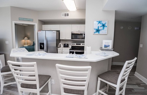 Miramar Beach Condo | Discounted rates for remaining Oct dates - 5 star 3 bed/3 bath beachfront unit!