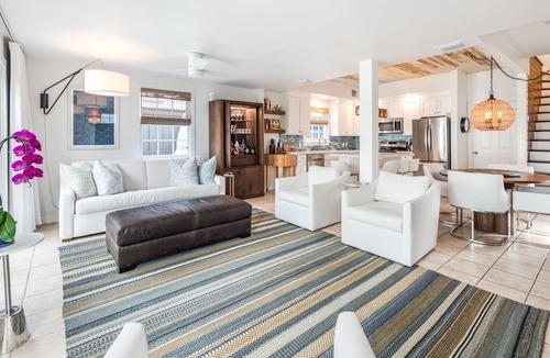 Uptown - Upper Duval House | Discover the lure of Casa Catalina, a blend of Key West charm and modern comfort