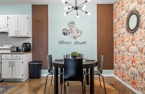 West Kissimmee Condo | Disney and Retail therapy getaway