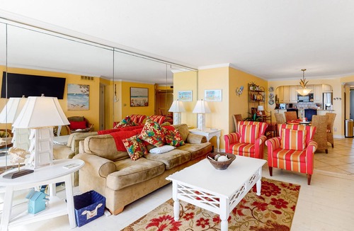 Crystal Beach Condo | Dog-Friendly, First Floor Condo with Ocean View, Central AC, and Beach Access!