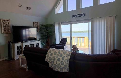 Gulf Shores House | Dog friendly home with private beach internet and washer and dryer