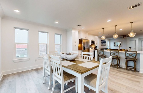 Navarre Beach House | Dog-friendly house near the beach, balconies, washer/dryer, & cable