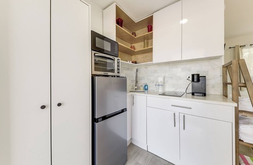 Cypress Point Apartment | Dog-Friendly Unit w/Pool Access in Pompano Beach!