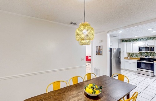 Bahama Beach House | Dog-friendly home steps to beach with 2 kitchens, dressing room & game room