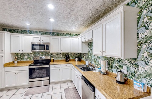 Bahama Beach House | Dog-friendly home steps to beach with 2 kitchens, dressing room & game room