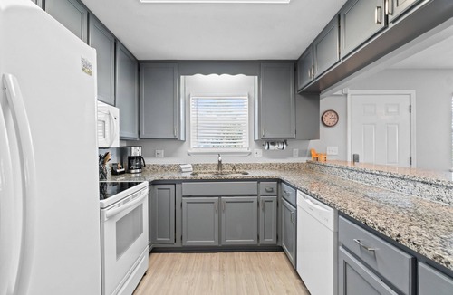 Cape San Blas House | Dolphin Cove - Gulf Front, Pet Friendly, Large Screened In Deck, Sleeps 8