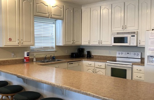Fort Bay House | Double Paradise Right on the Most Beautiful Beaches!
