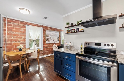 Panama City House | Down By The Bay! St Andrews Gem-Pet Friendly, 1.5 blocks to the beach!