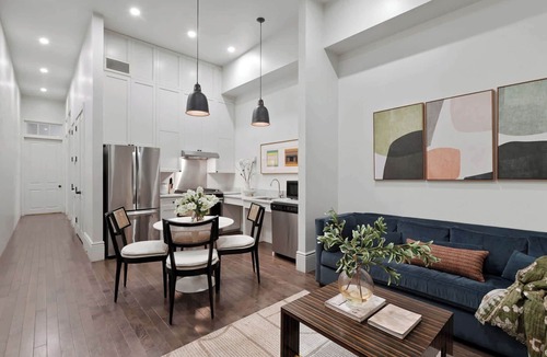 Central Business District Hotel | Downtown 6 Condo Combo | 12BR 12BA