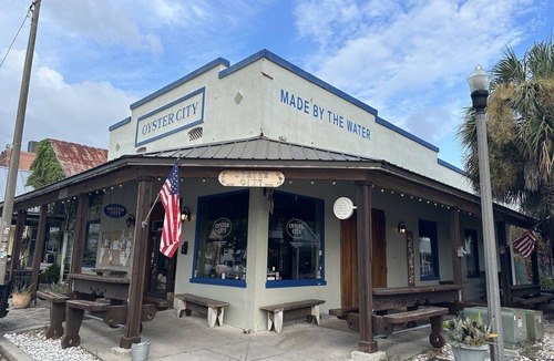Historic Downtown Apalachicola Apartment | Downtown Charm! All the shops, restaurants & water activities out your doorstep