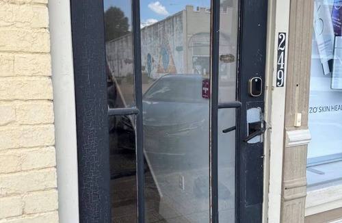 Clarksdale Condo | Downtown Clarksdale Loft Over Delta Ave- Walk to Live Blues