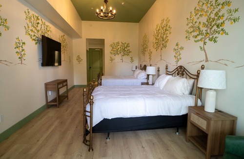 Biloxi Bed & Breakfast | Downtown Ocean Springs Suite 206