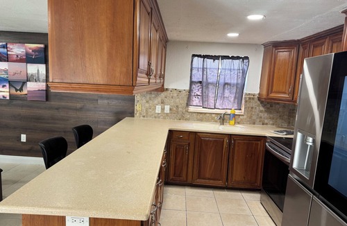 Holiday Garden Estates House | Downtown Private Pool Oasis In Sunshine State.