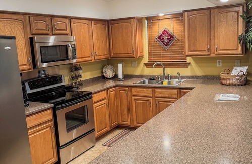 Kiln House | Drift Away to the River House - Cozy 3BR on the Jourdan River