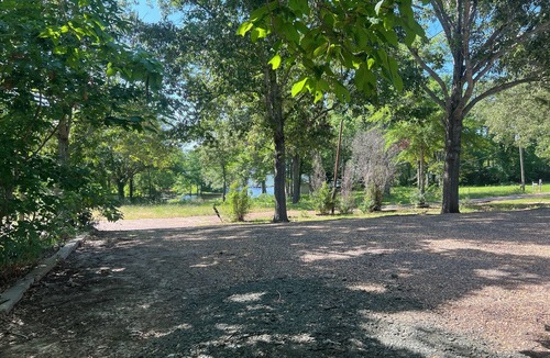 Zwolle Cabin | Driftwood Inn and Lodge by the lake. A super convenient locationn