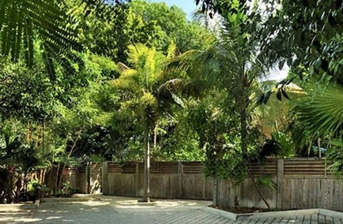 Downtown Apartment | Duval Street Suites full kitchen Old Town with heated pool