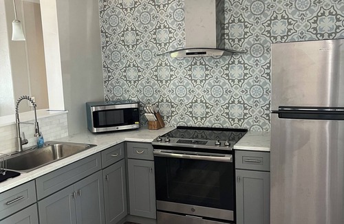 Parker House | East Bay Bungalow Less Than 1 Mile to Tyndall AFB