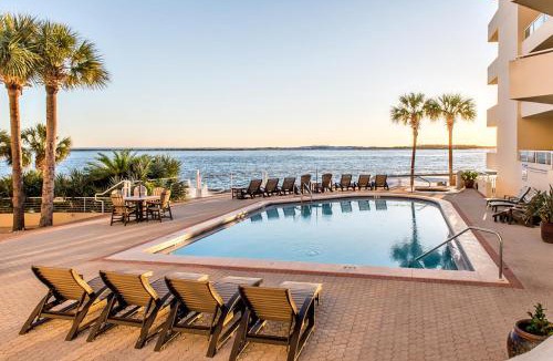 Holiday Isle Apartment | East Pass 605