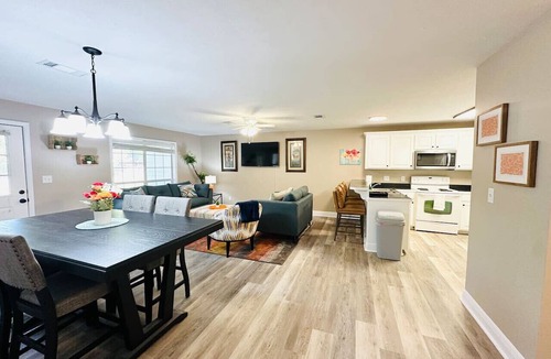 Hammond Apartment | Eastgate 9A Beautiful Townhouse