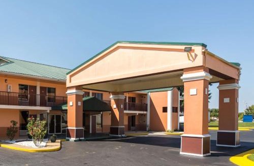 Decatur Cabin | Econo Lodge Decatur South